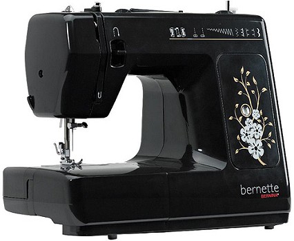 Bernette46_sewingmachine_2_0.jpg