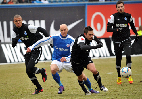 Svenskar bankade i helgens bundesliga Svenskar bankade i helgens bundesliga