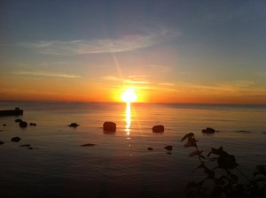 Gotländsk solnedgång - efter kanelbulle-safari på Fårö.