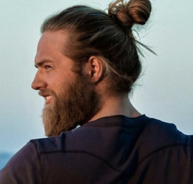 rakat på sidorna rakat på sidorna