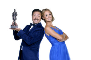 Programledarna Karin Frick och David Sundin.