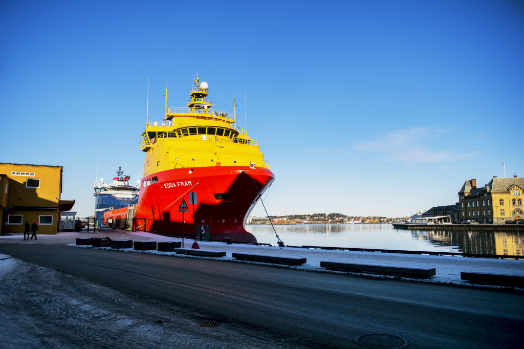 foto : carolina byrmo frilans/aftonbladet : 2016-01-21 stavanger norge p bild: supply boats... i stavanger foto: carolina byrmo, carolina@photocarolina.se, 0705-168456