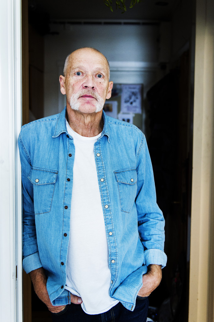 foto : ola axman : 19 februari 2016 stockholm. leif kvestad berttar om sin kamp mot afa fr att f ut sin rtta ersttning fr sin arbetsskada och hjlper idag mnga andra att f rtt ersttning mot afa frskringar. han menar att afa frskringar som gs av lo, tco och nringslivet har satt i system att betala ut fr lite pengar till arbetsskadade som frlorar stora pengar under en livstid. foto: ola axman