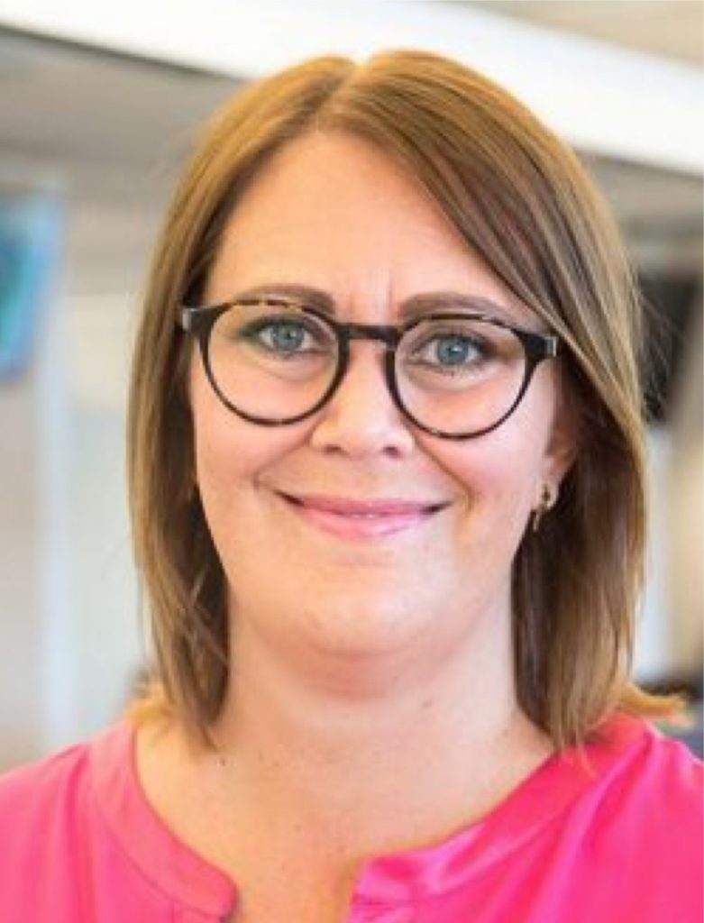 Anna Joneby, Mittmedia