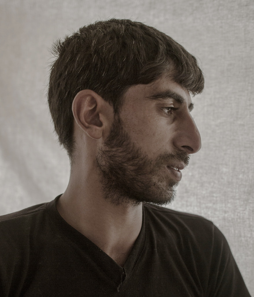 Debaga flyktingläger ligger utanför Mosul och Erbil i norra Irak. Hit kommer mest internflyktingar som flyr kriget och IS terror. Lägret är redan överfullt och snart väntar många fler flyktingar när den irakiska armen tillsammans mer kurdiska Persmerga väntas slå till mot det starka IS-fästet Mosul.
Foto: Magnus Wennman