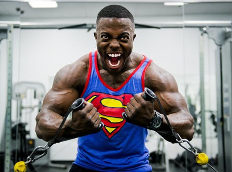 Kabelalternativ - check. Men är det verkligen övningen som bygger biceps bäst?