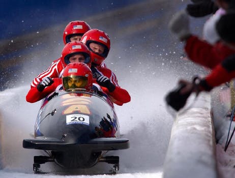 Bobsled kl 03:30 - ett måste att se live!