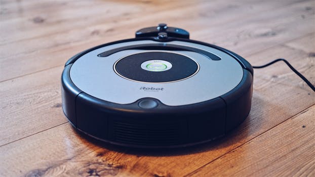 Glöm robotdammsugaren och tänk ett steg längre. Traditionell städning är ett av de effektivaste förbränningsalternativen vi kan hitta i hemmet!