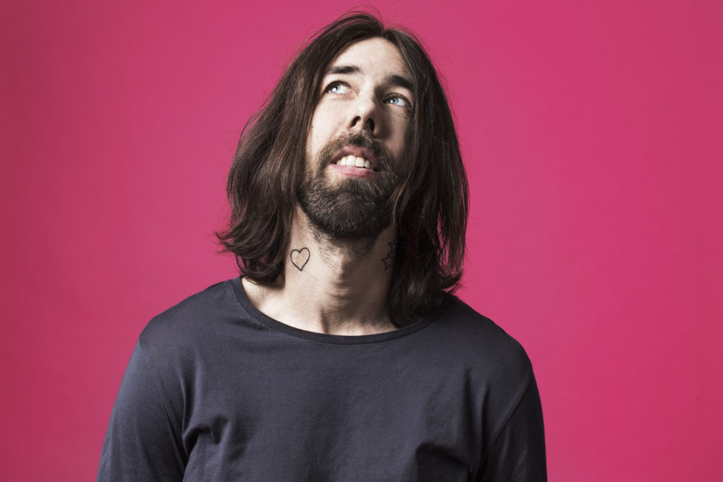 Micael Dahlén. Mannen vars kognitiva förmåga sannerligen avslöjar att han även är en fena i löpspåret! Foto: Studio Emma Svensson