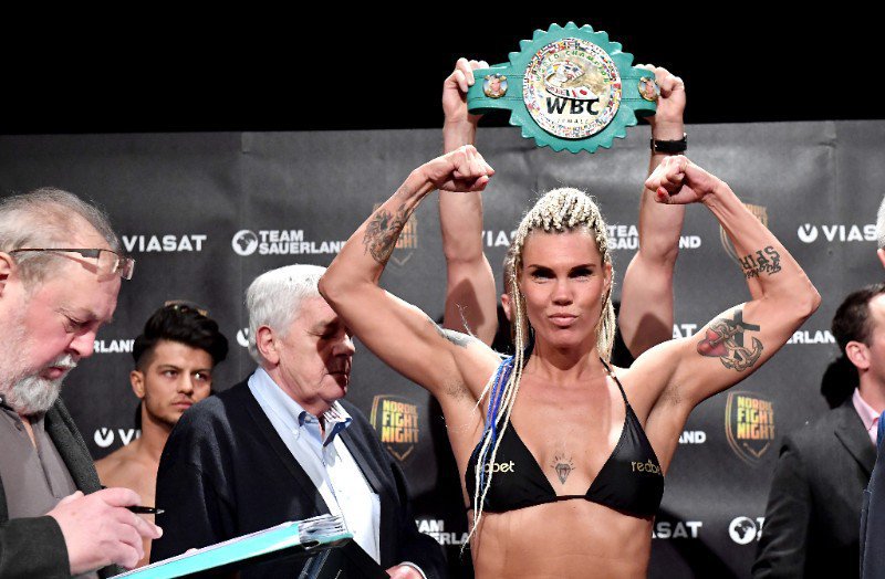 Igår tog undertecknad pulsen på världsmästaren. Hur det gick? Well, läs vidare. Bild från boxingscene.com