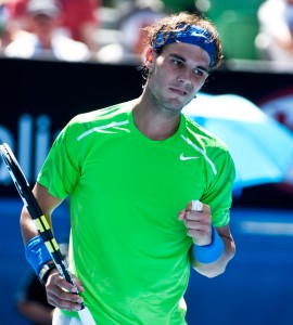 Rafael Nadal är missnöjd med det blåa ”smurf-gruset”.