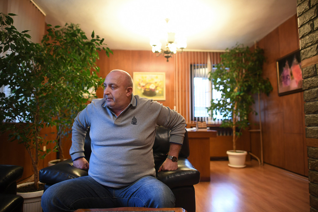 grnsen bulgarien-turkiet. foto urban andersson vi r alla barnbarn till flyktingar, sger malko tarnovos borgmstare ilian yanchev, en bred flintskallig karl som r hngiven vildsvinsjgare.