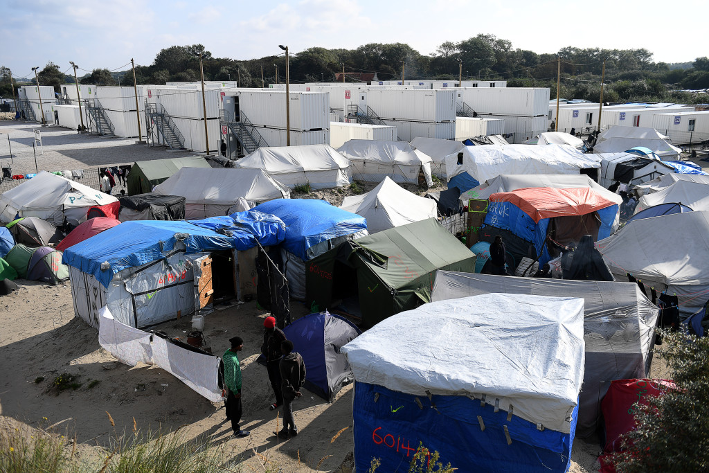 foto : urb : nya murarna i europa djungel och stngslen runt frjeomrdet i calais foto urban andersson