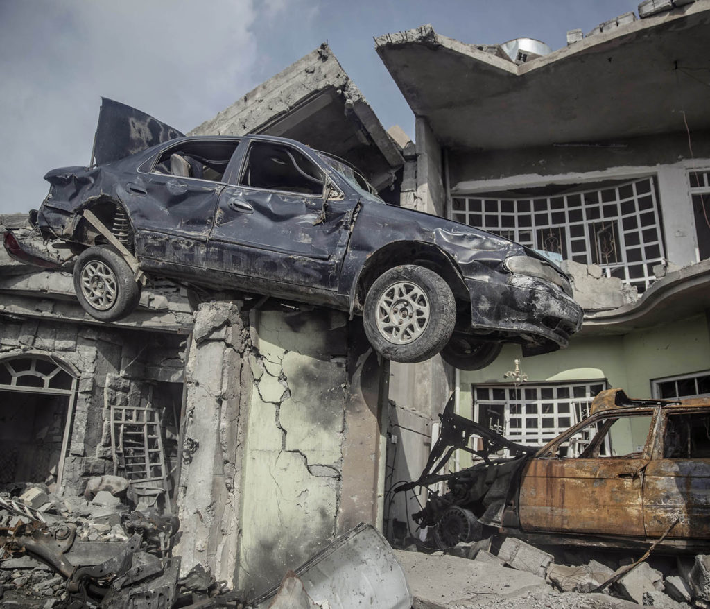foto : magnus wennman : mosul, irak. stadsdelen galzani i västra mosul är totalförstörd efter hårda strider mellan is och irakiska styrkor. flyktingar strömmar ut från stadskärnan i takt med att irakiska armen befriar fler områden.