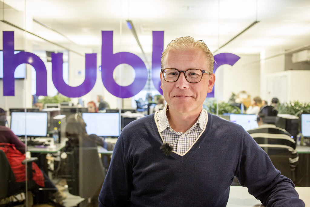 foto : gustav mrtensson : 11-2016. stockholm. ageris call center och hubbr cal center i stockholm. till kadhammars reportage om arbetsmarknaden. foto: gustav mrtensson