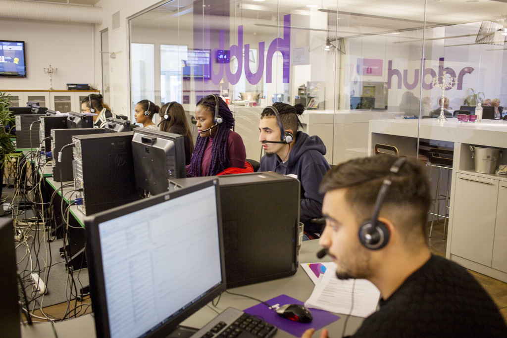 foto : gustav mrtensson : 11-2016. stockholm. ageris call center och hubbr cal center i stockholm. till kadhammars reportage om arbetsmarknaden. foto: gustav mrtensson