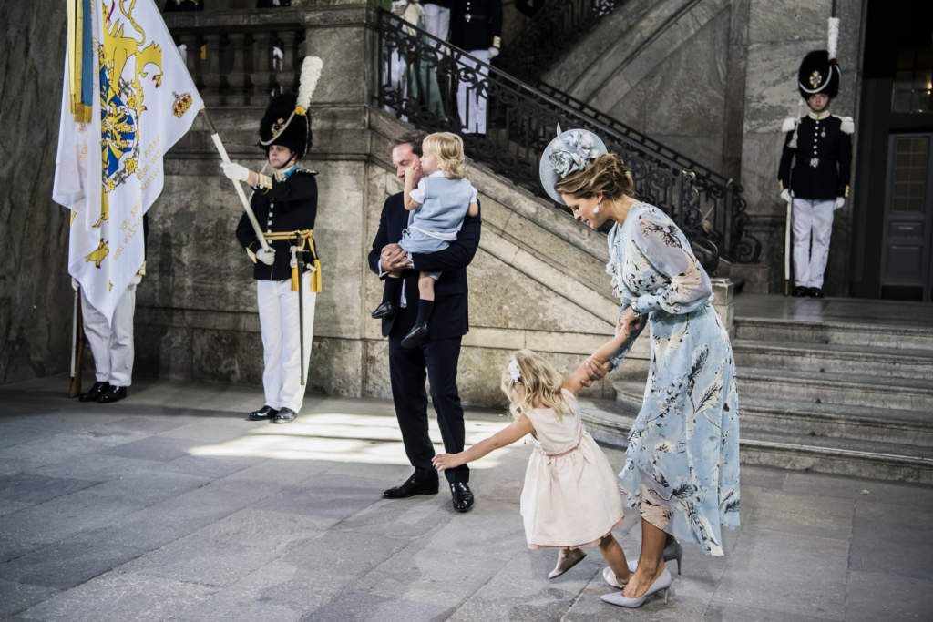 victoriadagen 2017. victoria, prinsessa sverige kronprinsessa firar sin 40-rsdag i slottskyrkan vid stockholms slott. chris o'neill med son nicolas, prins, maka madeleine, prinsessa och dotter leonore, prinsessa, familjen, fdelsedag,