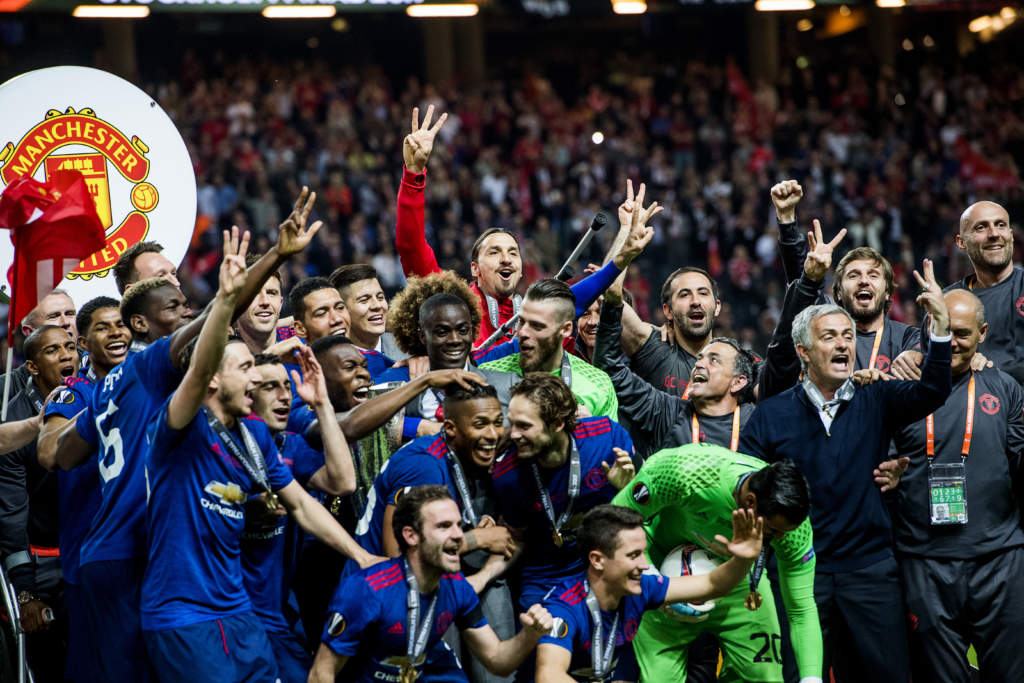 uefa europa league. final, afc ajax - manchester united, 0 - 2, zlatan ibrahimovic, fotbollsspelare sverige manchester, match action glad skadad