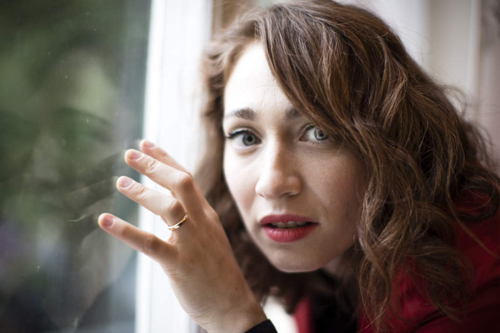 way out west. regina spektor, sngare usa,