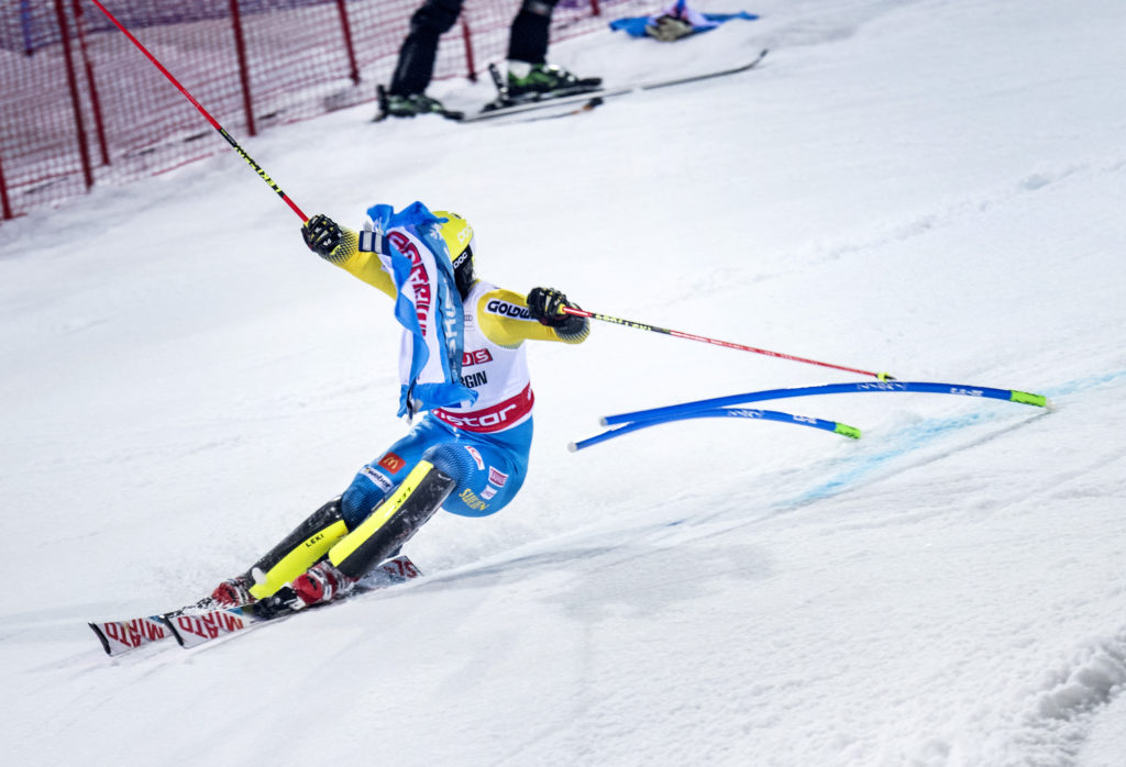 vrldscupen i parallellslalom i hammarbybacken. mattias hargin, alpin skidkare sverige, tvling action
