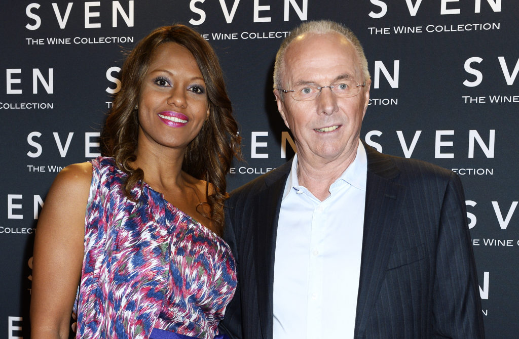 vimmel, lansering av sven the wine collection. sven-göran eriksson svennis, fotbollstränare sverige, med sambo yaniseth alcide. familjen