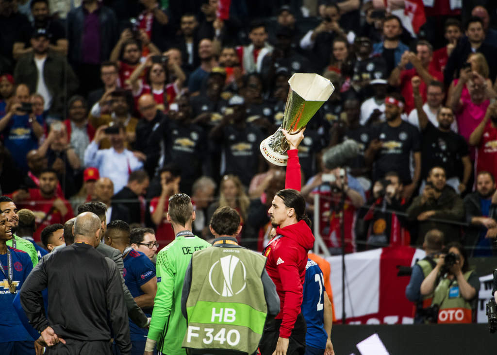 uefa europa league. final, afc ajax - manchester united, 0 - 2, zlatan ibrahimovic, fotbollsspelare sverige manchester, match action glad skadad