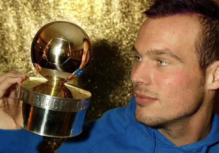 2002: FREDRIK LJUNGBERG, ARSENAL