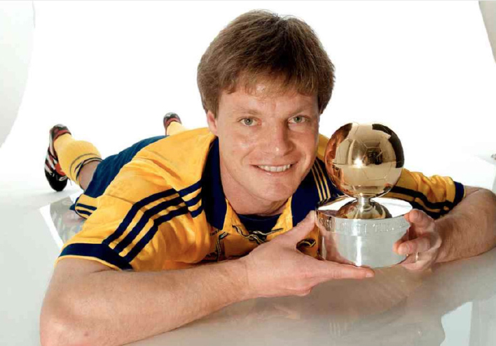 1999: STEFAN SCHWARZ, SUNDERLAND