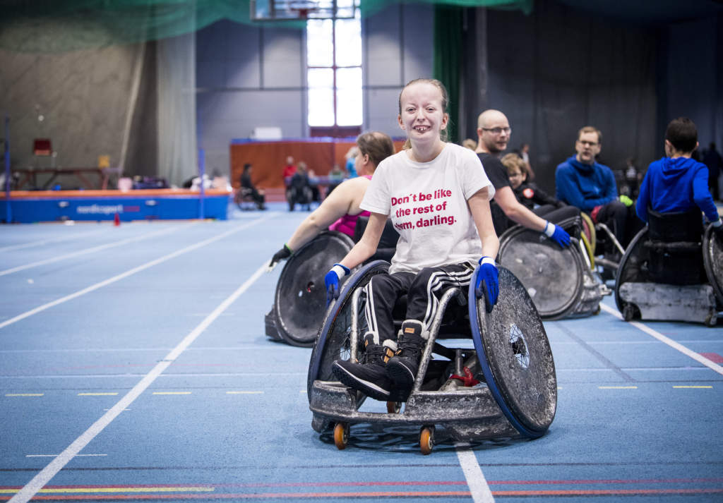 Heldagsjobb till 18.30 i Falun för Schibsteds partnerstudio i samarbete med Toyota.
Impossble camp, Parasport.
Foto Jonas Bilberg